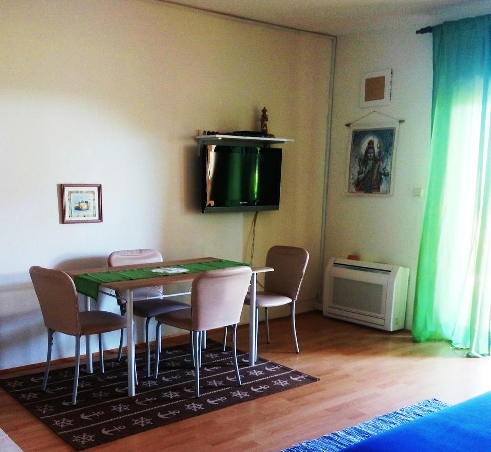 Linea Mare Apartment Rovinj Exterior photo