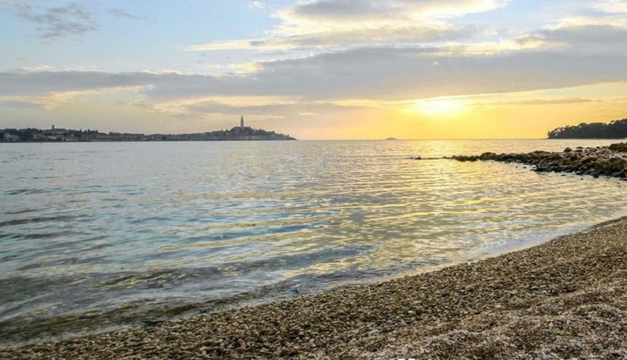 Linea Mare Apartment Rovinj Exterior photo